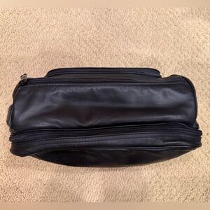 Tumi Black Leather Dual-Compartment Toiletry Kit